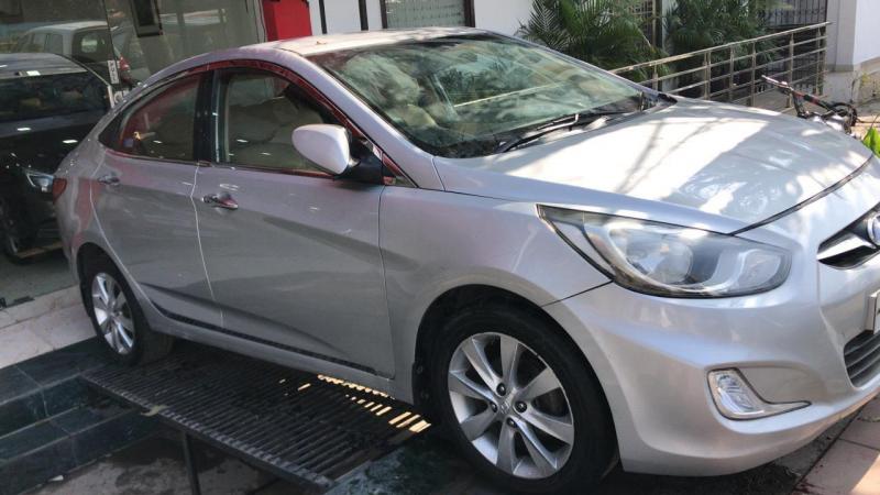 Hyundai Verna 1.4 CRDi 2011