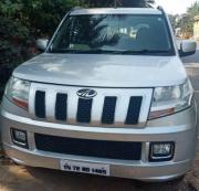 Mahindra TUV300 T8 2016