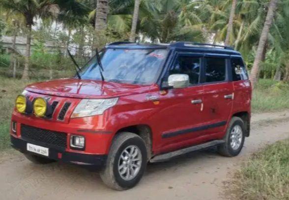 Mahindra TUV300 T8 mHAWK100 2018