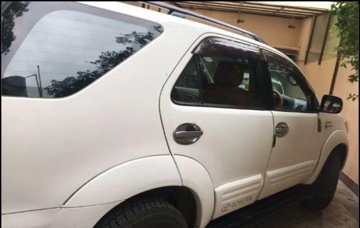 Toyota Fortuner 3.0 MT 4X4 2011