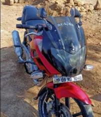 Bajaj Pulsar 220cc 2012