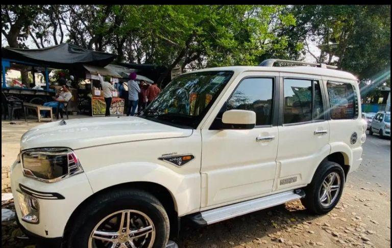 Mahindra Scorpio S4 Plus 2017