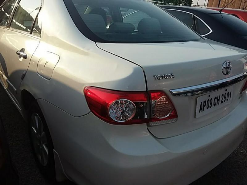 Toyota Corolla Altis 1.8 G 2011