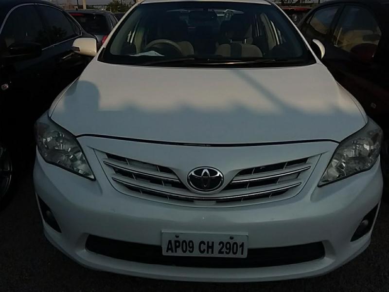 Toyota Corolla Altis 1.8 G 2011