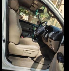 Toyota Fortuner 3.0 4x2 MT 2015