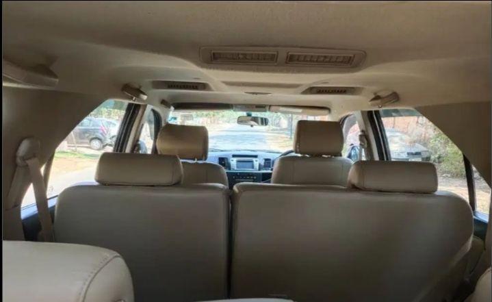 Toyota Fortuner 3.0 4x2 MT 2015