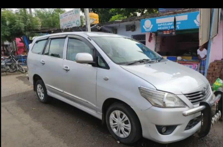 Toyota Innova 2.5 G 2013