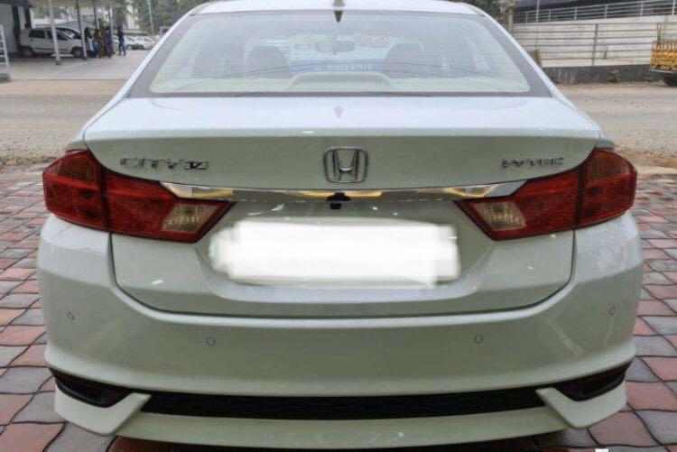 Honda City V CVT i-VTEC 2018