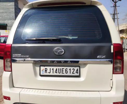 Tata Safari Storme EX 2016