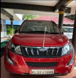 Mahindra XUV500 W6 2016