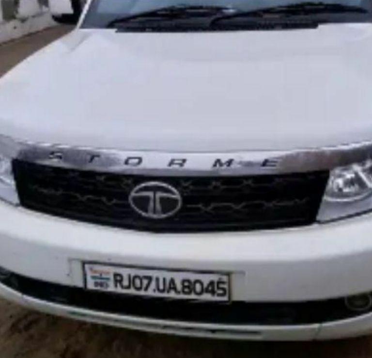Tata Safari Storme 2.2 EX 4X2 2019