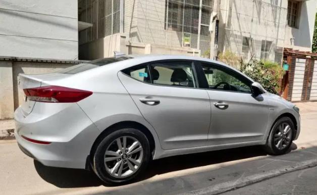 Hyundai Elantra 2.0 SX MT 2018