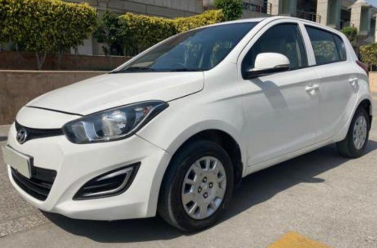 Hyundai i20 sportz ABS crdi 2012