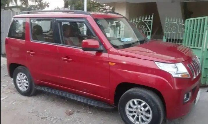 Mahindra TUV300 T8 2018
