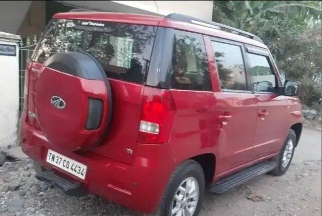 Mahindra TUV300 T8 2018