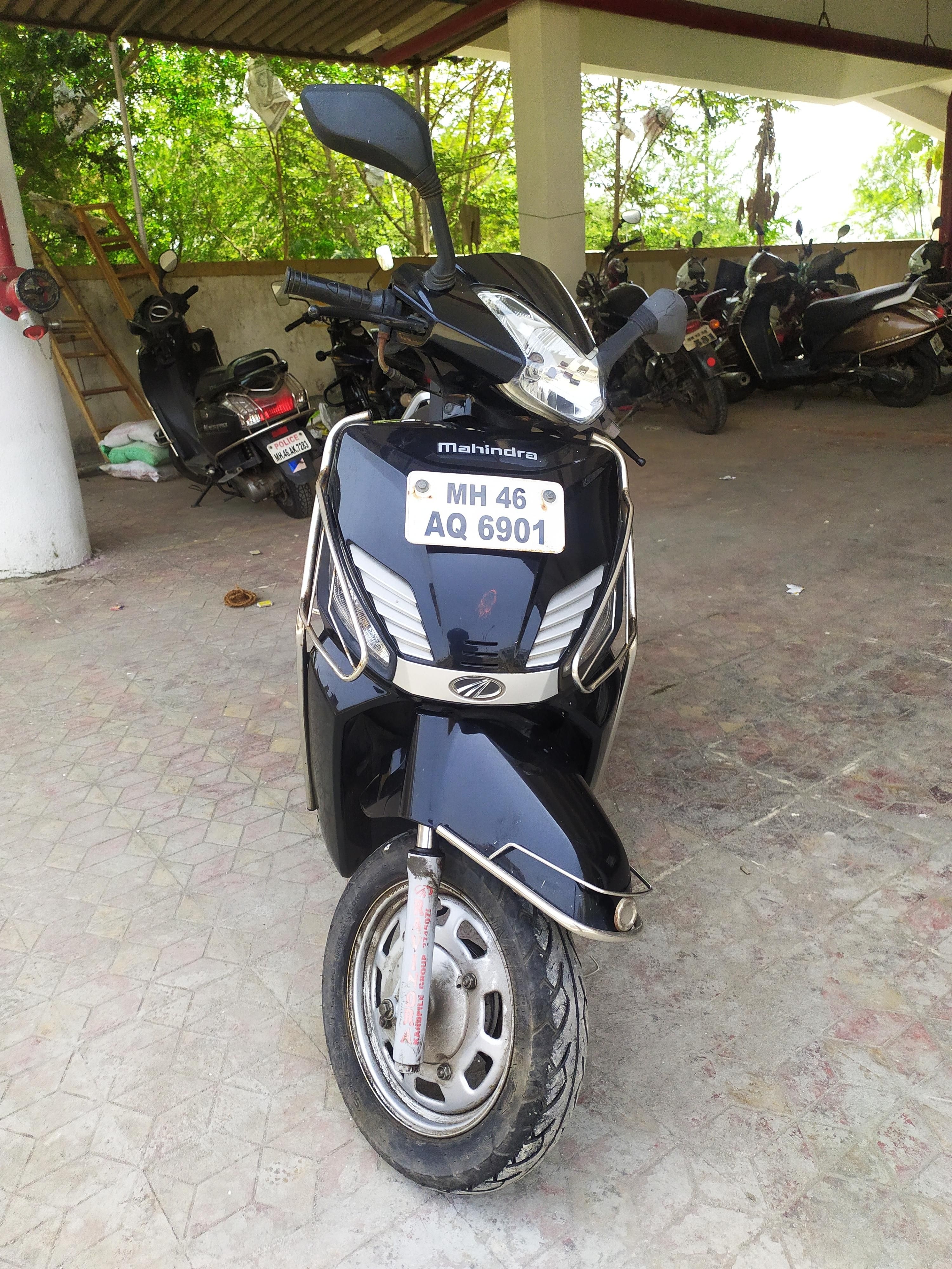 Used Mahindra Gusto 110cc VX 2015 Model (PID-1419925863) Scooter for ...