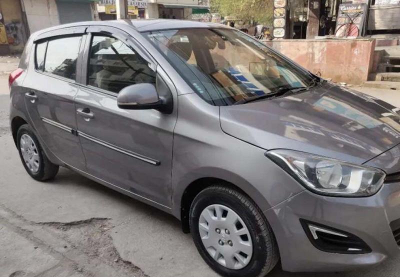 Hyundai i20 Magna 1.2 (O) 2014