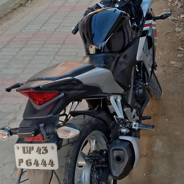 Honda CBR 250R 2011
