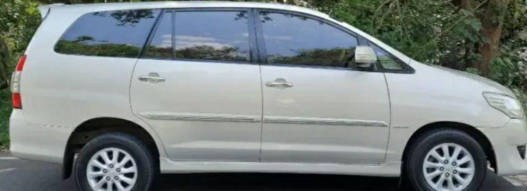 Toyota Innova 2.5 G 2012