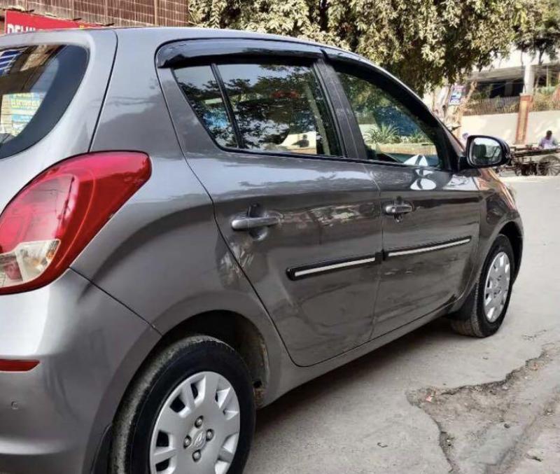 Hyundai i20 Magna 1.2 (O) 2014