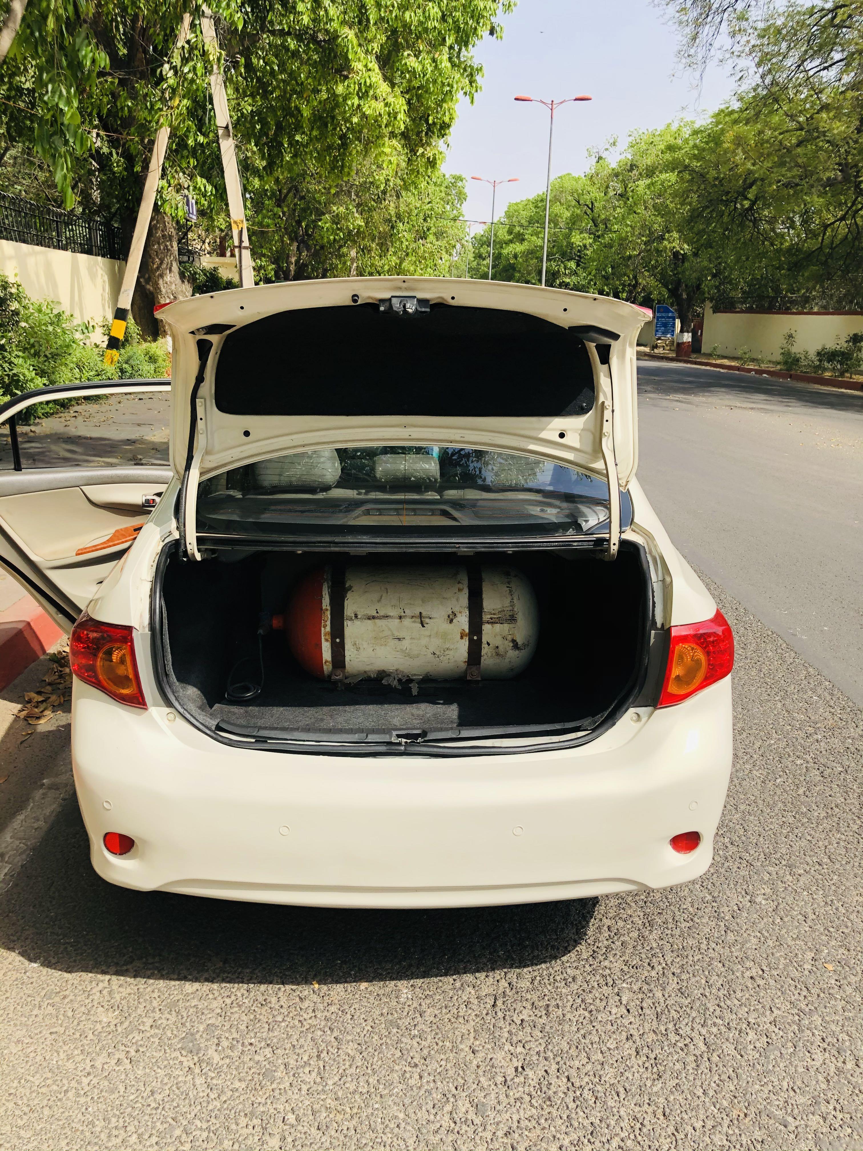 Toyota Corolla Altis 1.8 G 2010