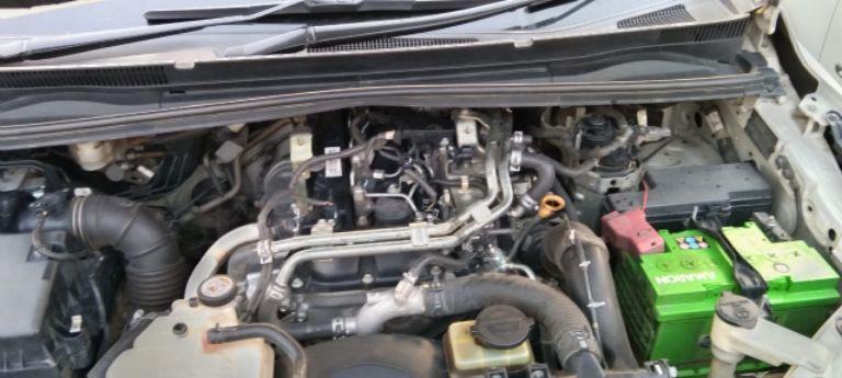 Toyota Innova Crysta 2.4 G 7 STR 2017