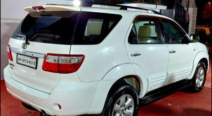 Toyota Fortuner 3.0 MT 4X4 2011