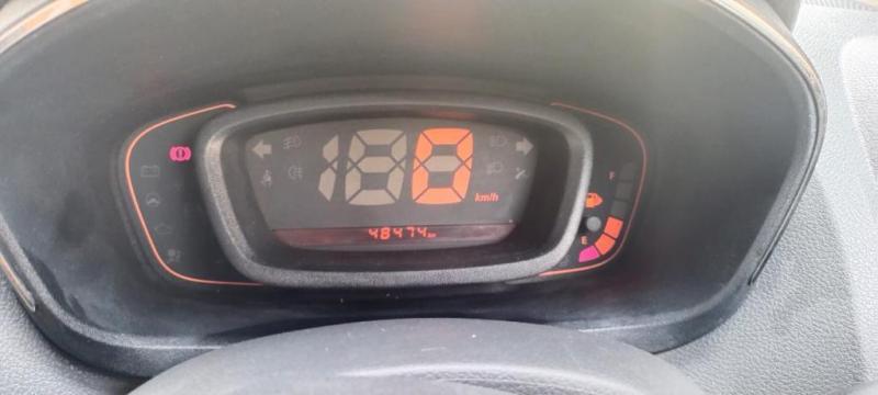 Renault KWID RXT 2016