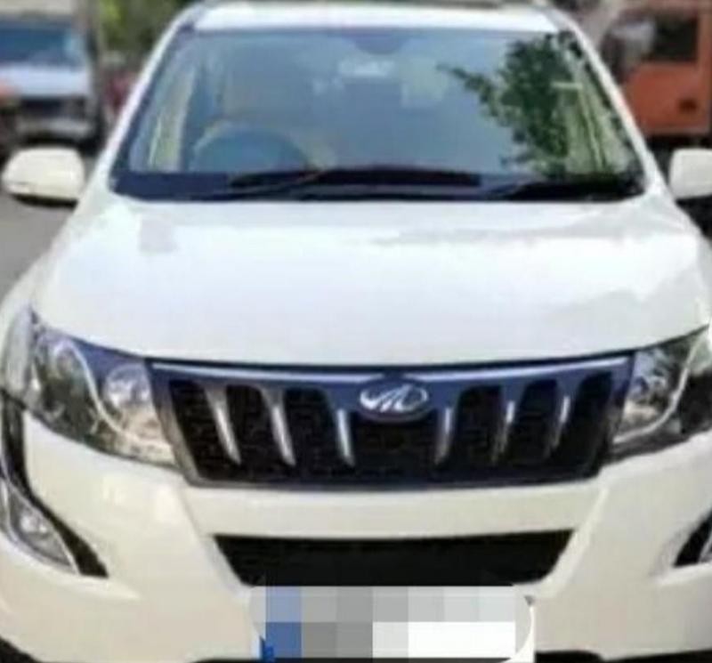 Mahindra XUV500 W11 AT 2019