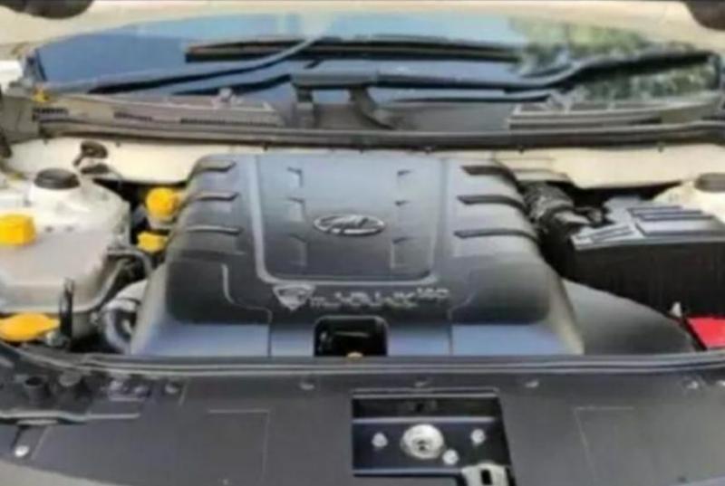 Mahindra XUV500 W11 AT 2019