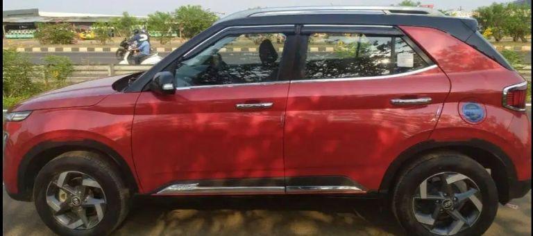 Hyundai Venue SX 1.0 (O) Turbo Dual Tone BS6 2020