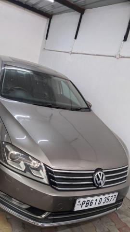 Volkswagen Passat Highline 2.0 TDI AT 2011