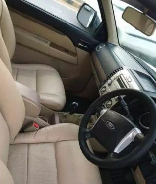 Ford Endeavour 2.5L 4x4 MT 2013