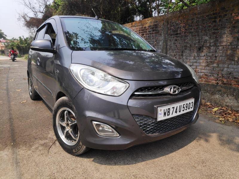 Hyundai i10 Sportz 1.2 2011