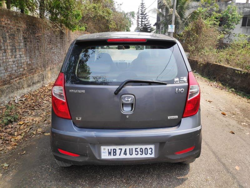 Hyundai i10 Sportz 1.2 2011