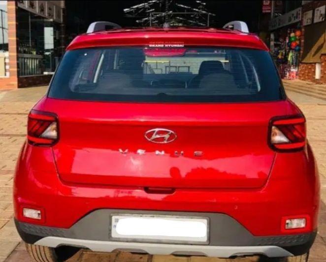 Hyundai Venue S 1.2 Petrol 2019