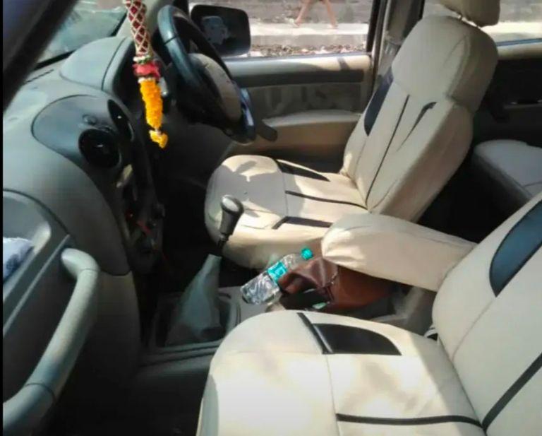 Mahindra Scorpio VLX 4WD 2012