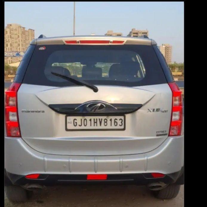 Mahindra XUV500 W10 AT 2018