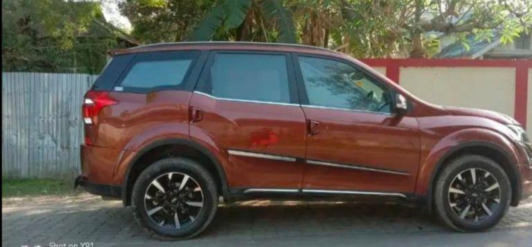 Mahindra XUV500 W11 2019