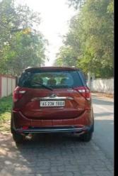 Mahindra XUV500 W11 2019