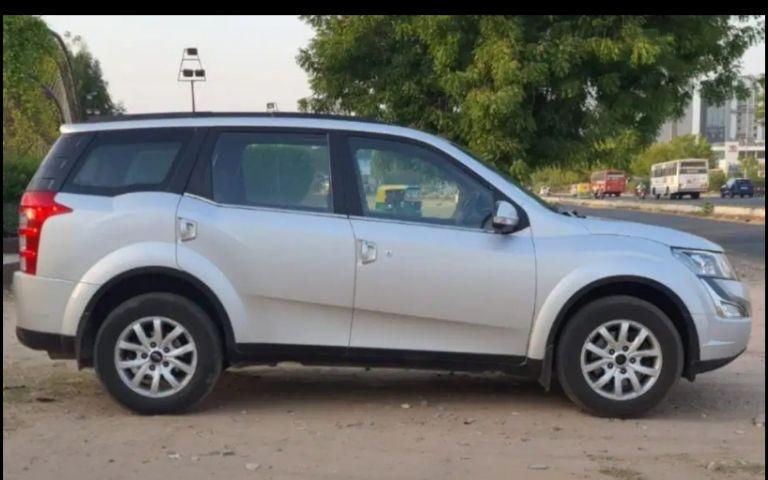 Mahindra XUV500 W10 AT 2018