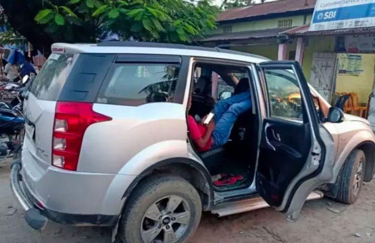 Mahindra XUV500 W8 4WD 2014