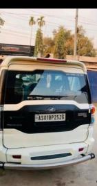 Mahindra Scorpio S4 2015