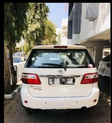 Toyota Fortuner 3.0 4X4 MT 2010