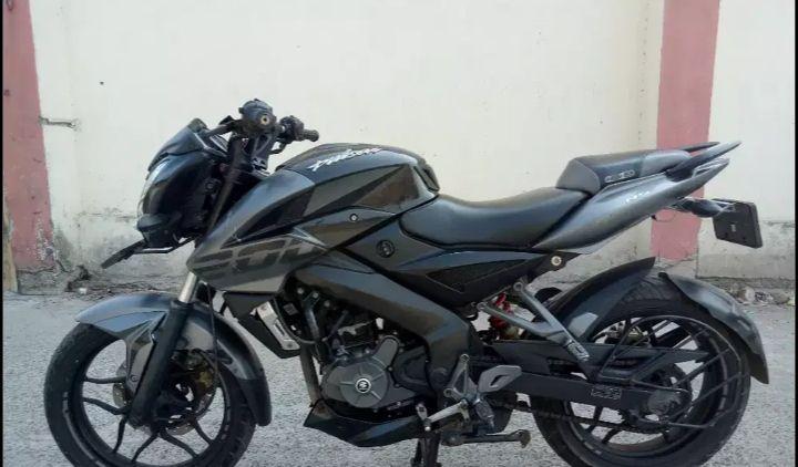 pulsar 150cc 2018 model price