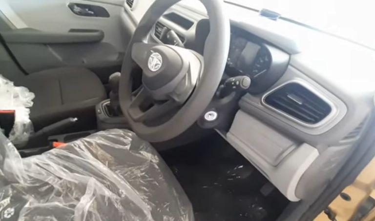 Tata Altroz XM Petrol 2020