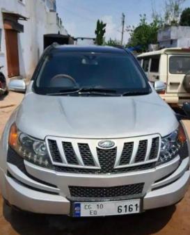 Mahindra XUV500 W8 2012