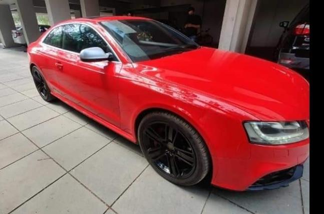 Audi RS5 4.2 COUPE 2011