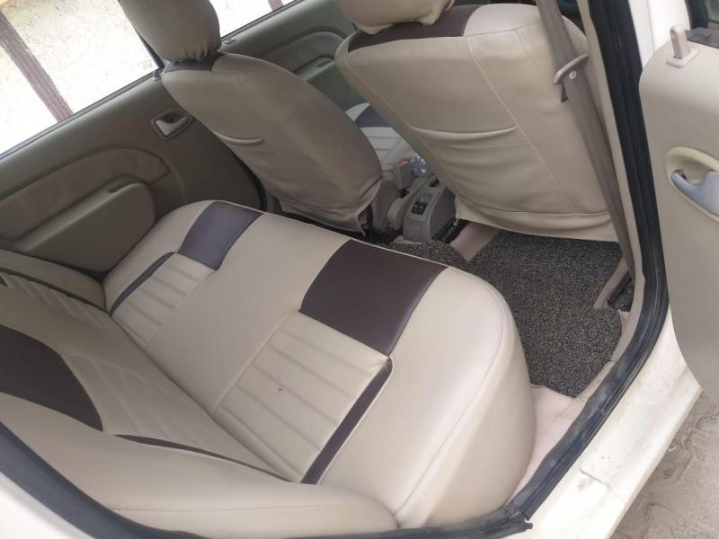 Mahindra Verito D2 2012