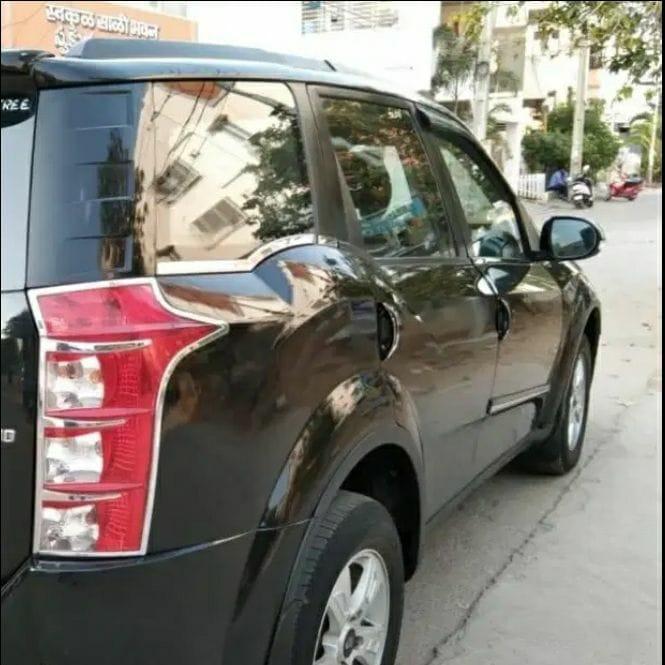 Mahindra XUV500 W6 2015